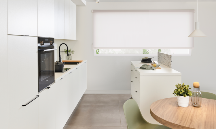 Witte parallel keuken